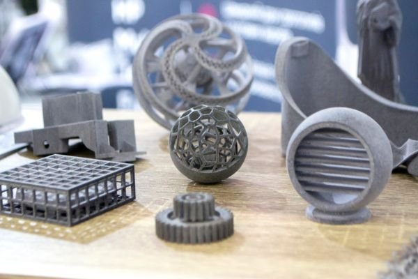 Impressão 3D em Metal: Tecnologia, Aplicações e Benefícios